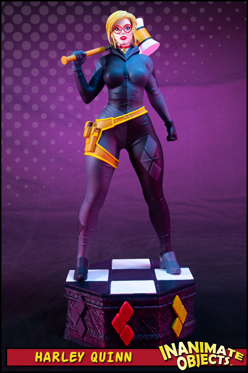 Harley Quinn (White Knight Statue)